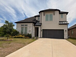 Building Photo - 826 Marathon Ct