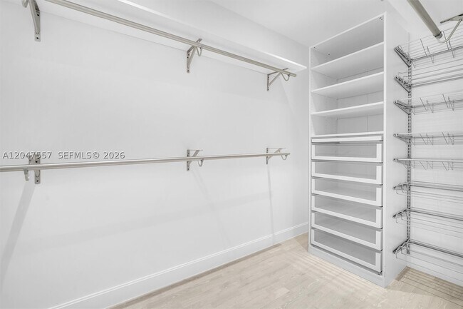 Building Photo - 21391 Marina Cove Cir
