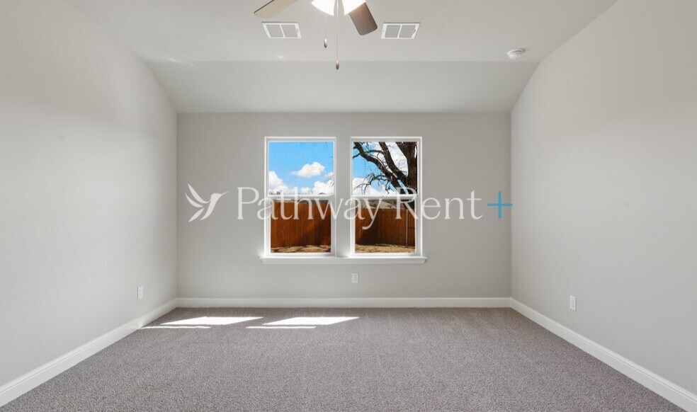 Building Photo - 1725 Reverie Rd