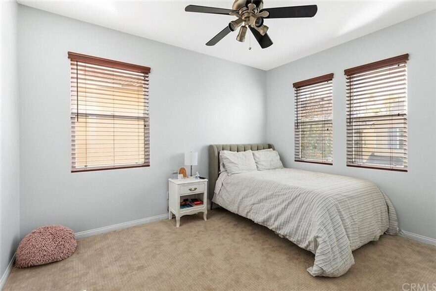 Building Photo - 15826 Elfin Forest Ave