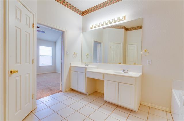 Building Photo - 1626 Natural Bridge Dr