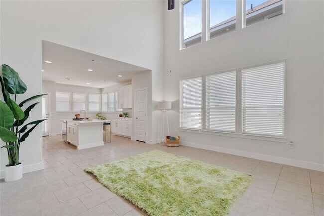 Building Photo - 9507 Gynerium Dr