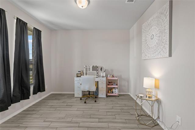 Building Photo - 10049 Adams Ln