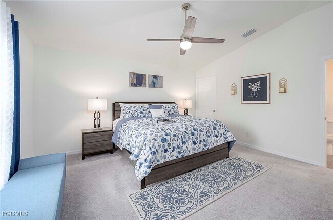 Building Photo - 1930 NE 2nd Terrace