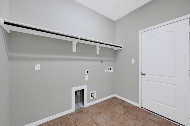 Building Photo - 20254 Fossil Valley Ln