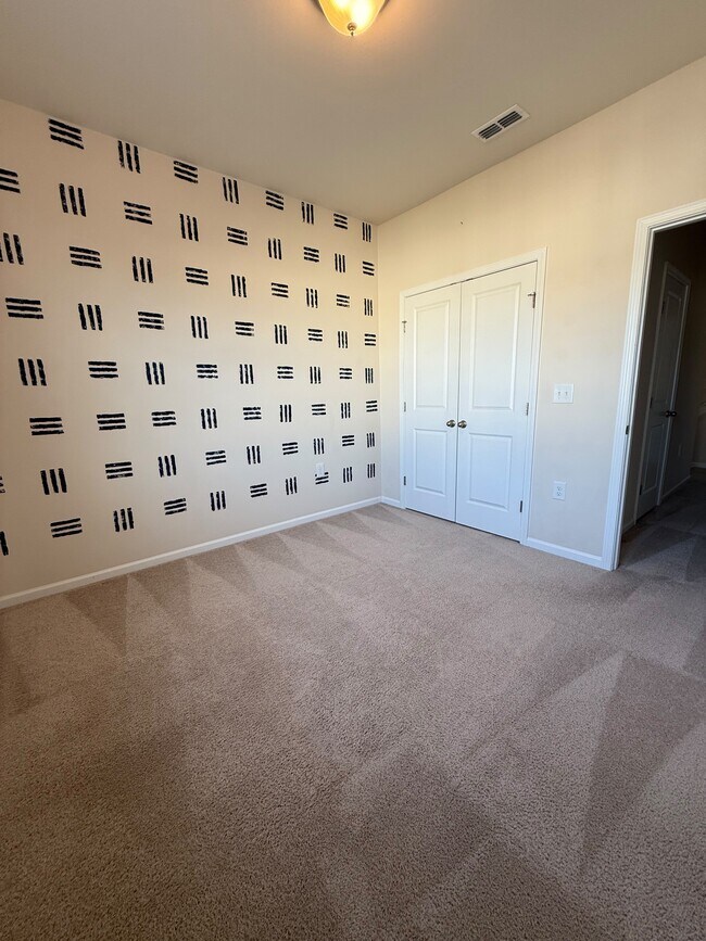 Building Photo - 2246 Red Knot Ln