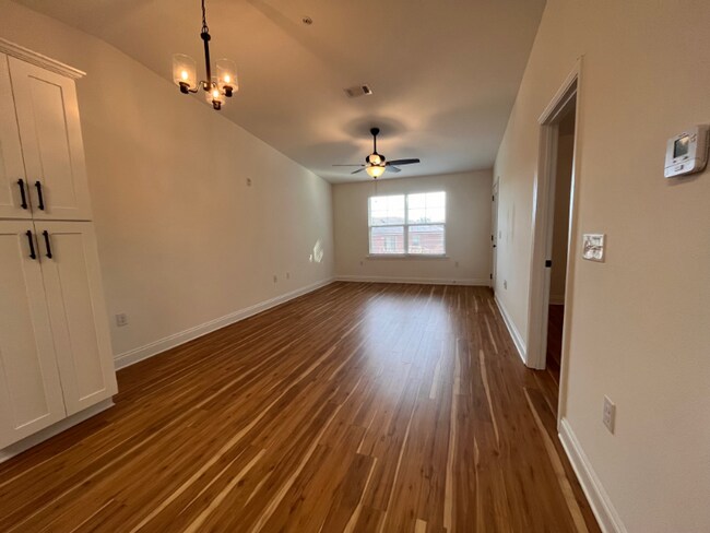 Building Photo - 4608 Crossing Ct