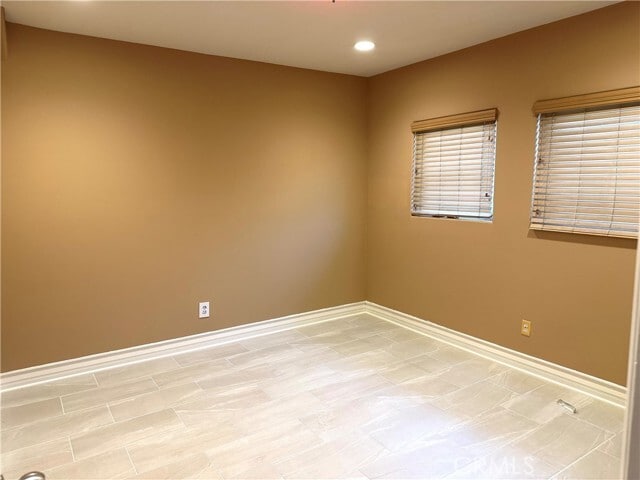 Building Photo - 5555 Carpenter Ave