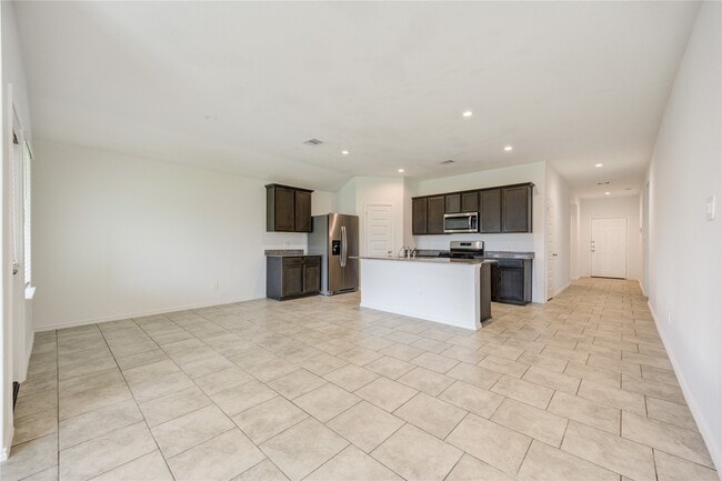 Building Photo - 7547 Cattle Walker Ct