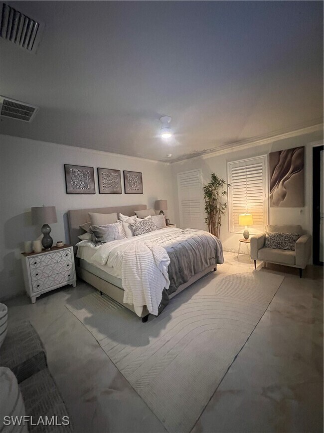 Building Photo - 9081 Albion Ln S