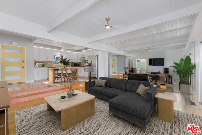 Building Photo - 3352 Oak Glen Dr