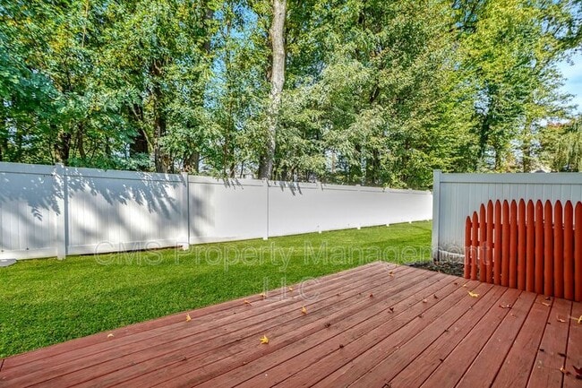 Building Photo - 2219 North Ave