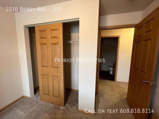 Building Photo - 1010 Berry Ave