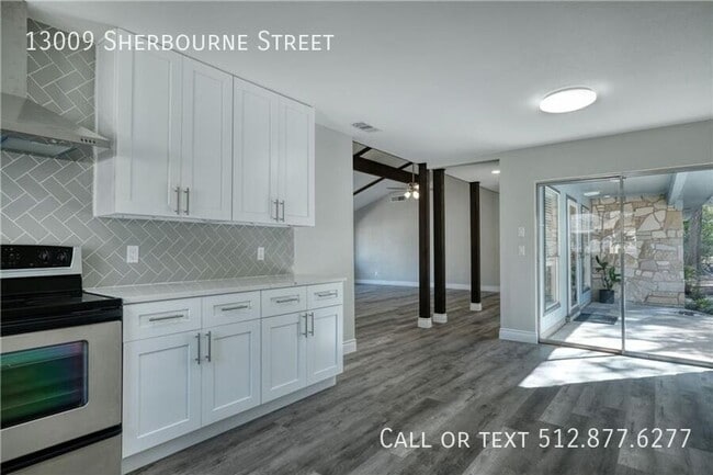 Building Photo - 13009 Sherbourne St