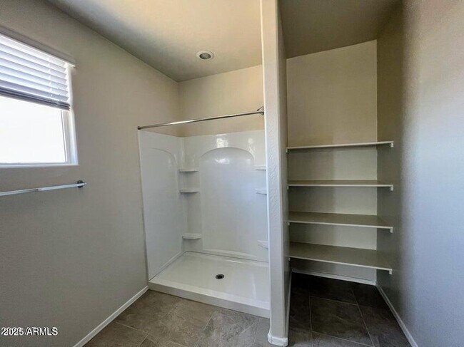 Building Photo - 1168 W Falls Canyon Dr