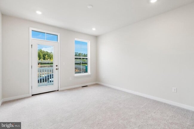 Building Photo - 808 Graphite Dr