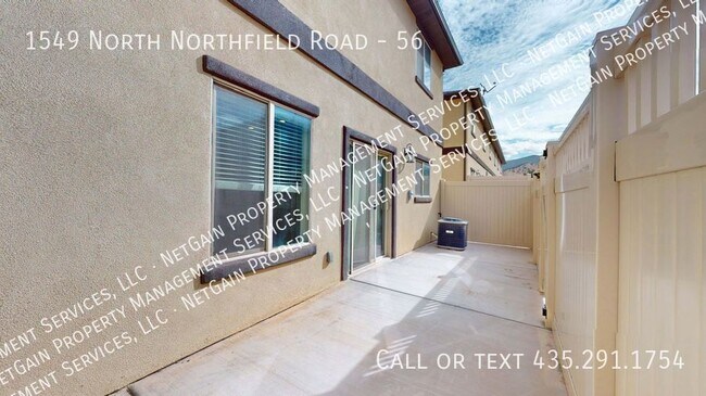Building Photo - 1549 N Northfield Rd