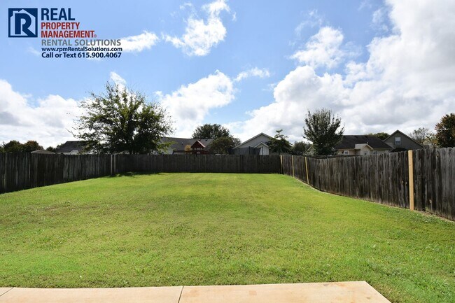 Building Photo - Large 4BR plus Bonus on Indian Park Drive! Available now!