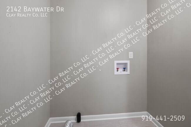 Building Photo - 2142 Baywater Dr