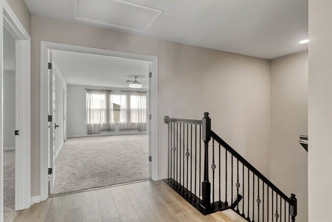 Building Photo - Discover luxury living in the gated Whispe...