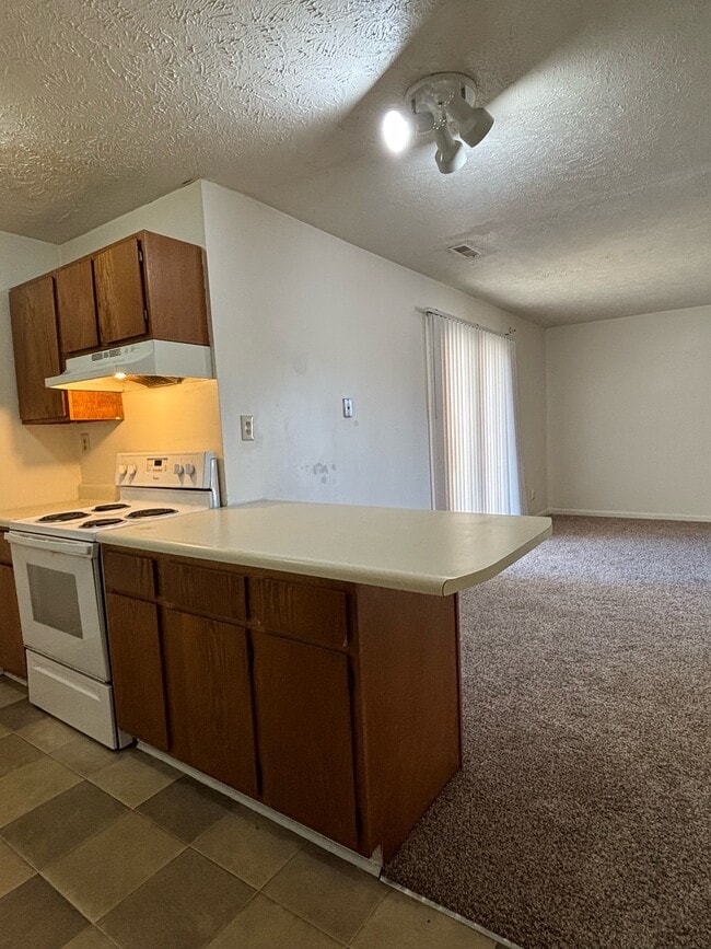 Building Photo - 6376 Applecross Ave