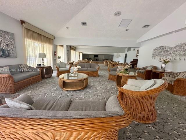 Building Photo - 8793 Warwick Dr