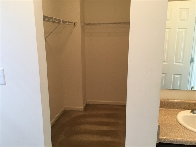 Building Photo - 4030 Lassen Ln