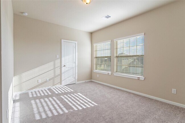 Building Photo - 4207 Maple Glen Dr