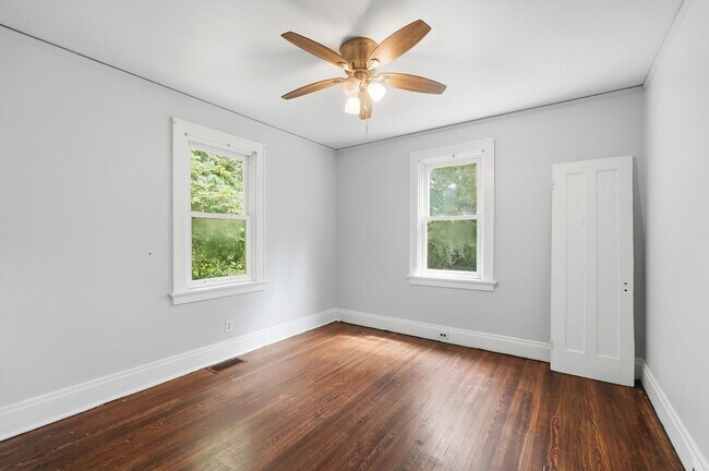 Building Photo - LEASING SPECIAL - sign a 13-month lease by 7/31/2026 and second month is free!
