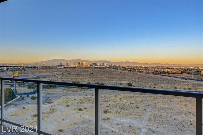 Building Photo - 8255 S Las Vegas Blvd