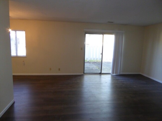 Primary Photo - 2 Bedroom Apartment Across from Baesler's