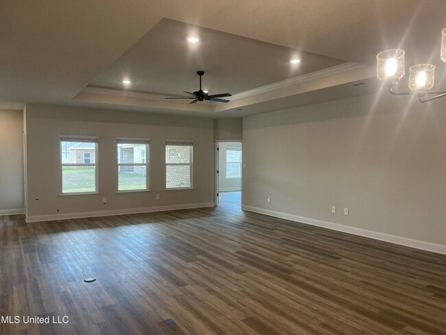 Building Photo - 13569 Sarus Dr