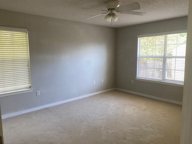 Building Photo - 8045 Hartington Dr