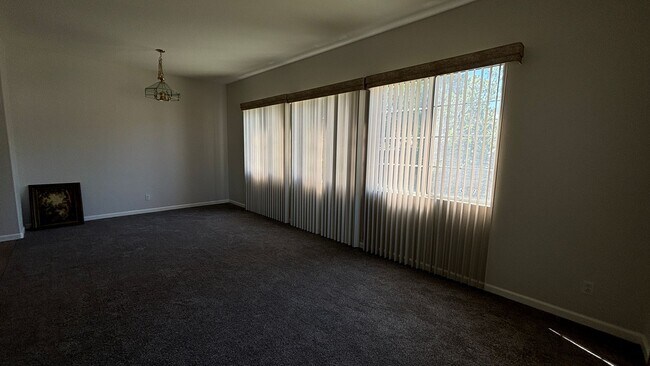 Building Photo - Adorable Four Bedroom home ready for its forever family!