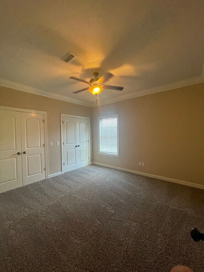 Building Photo - Sommer Brooke Subdivision!!  Office!