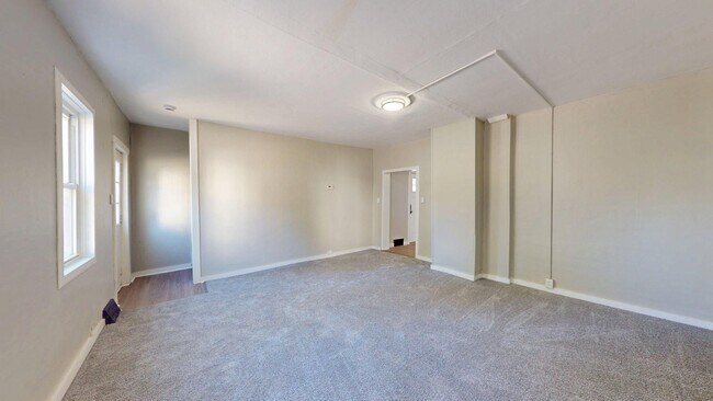 Building Photo - Cudell/West Blvd neighborhood; 4 bedroom/1 bath single family house for rent!