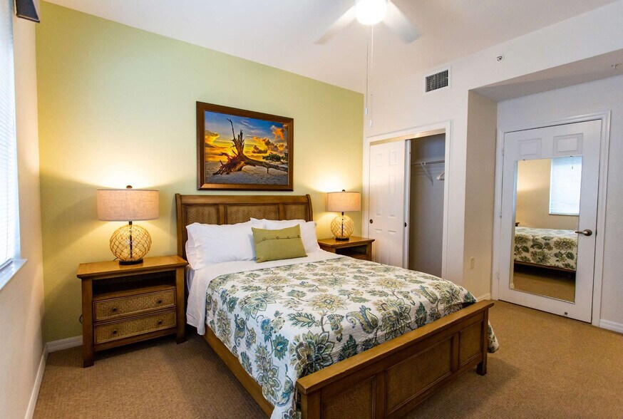 Building Photo - 8006 Lely Resort Blvd