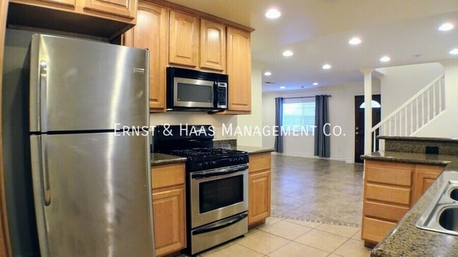 Building Photo - 1148 Termino Ave