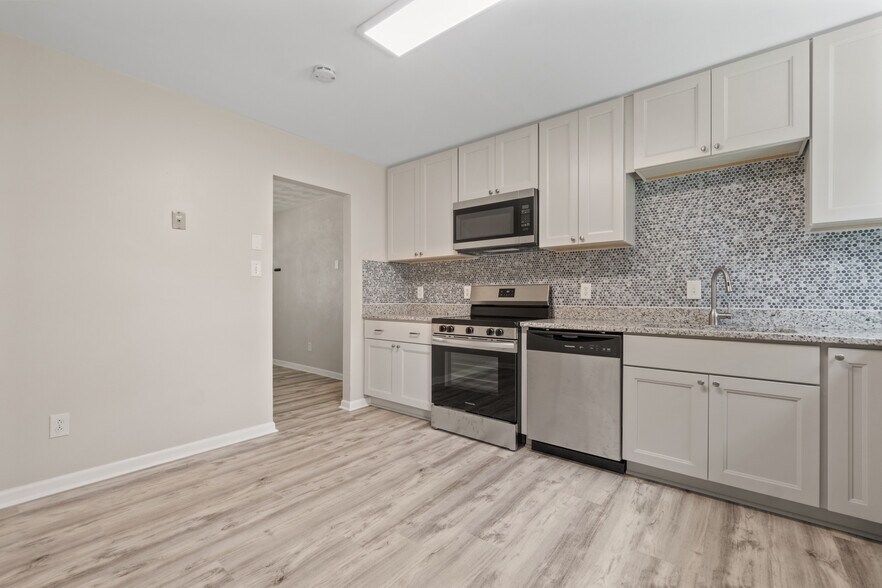 Building Photo - 3305 Portobello Ct