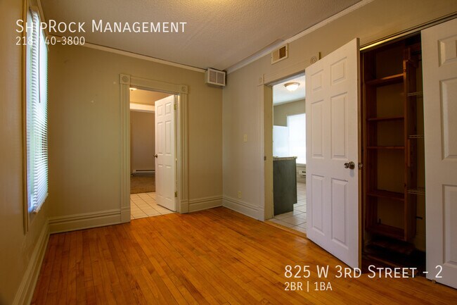 Building Photo - 825 W 3rd St