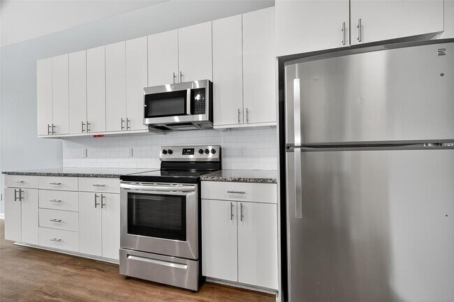 Building Photo - 4922 Paradigm Ln