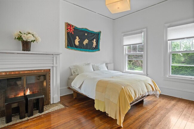 Building Photo - 1200 Indian Neck Ln