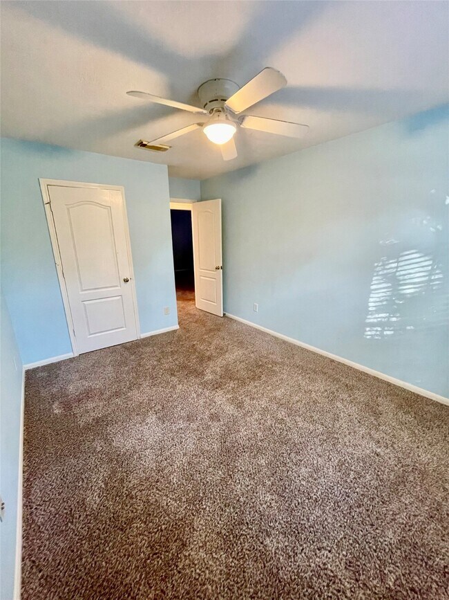 Building Photo - 16507 Shady Canyon Ct