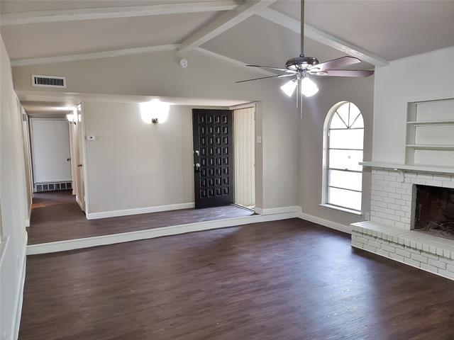 Building Photo - 1320 Iris Ln