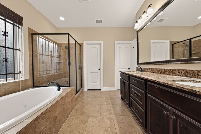 Building Photo - 16803 Tabasso Ct
