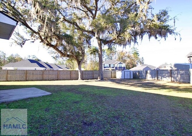 Building Photo - 326 Fairview Cir