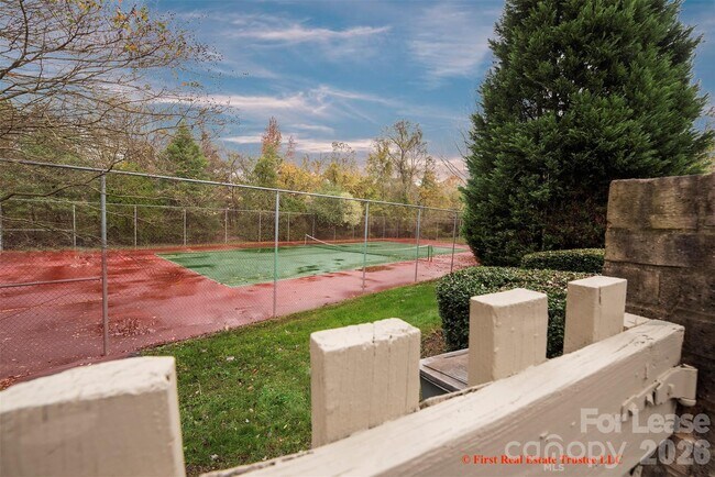 Building Photo - 7930 Charter Oak Ln
