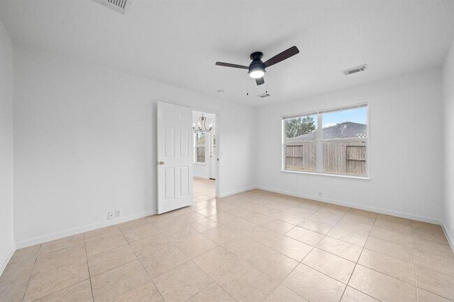 Building Photo - 4806 Dark Canyon Ct