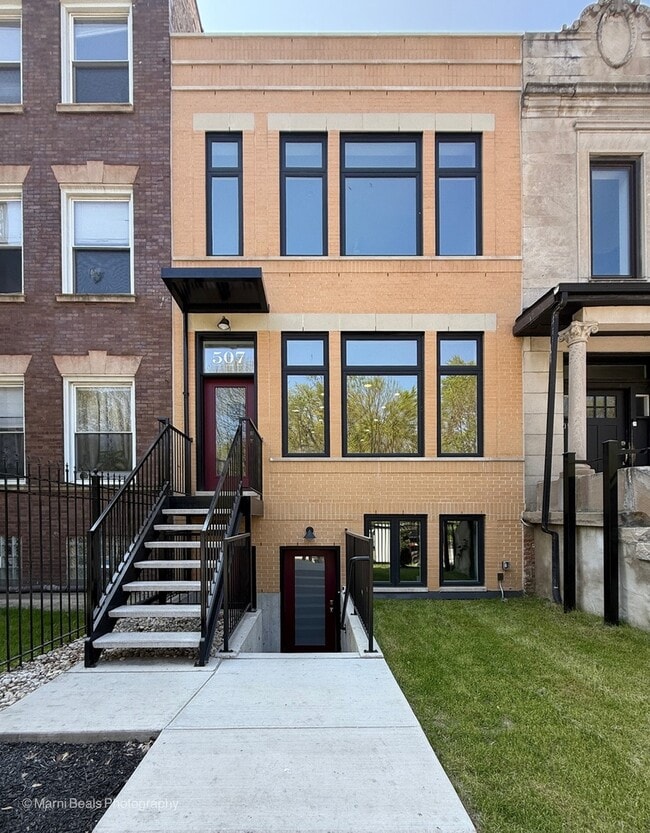 Building Photo - 507 E 60th St