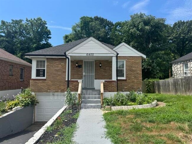 Building Photo - 6400 Myron Ave